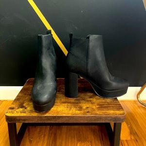 Mix No. 6 platform boots! New!!!